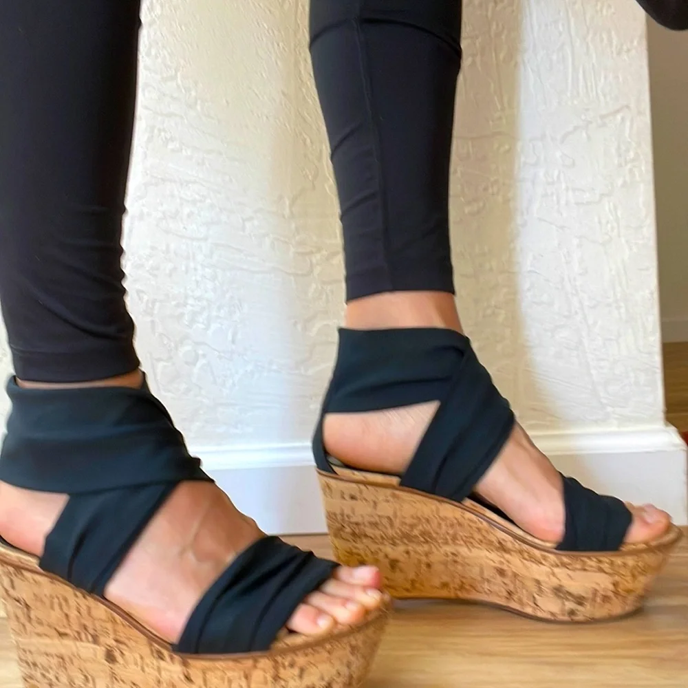 Gianvito Rossi wide black strap Cork wedges size 38